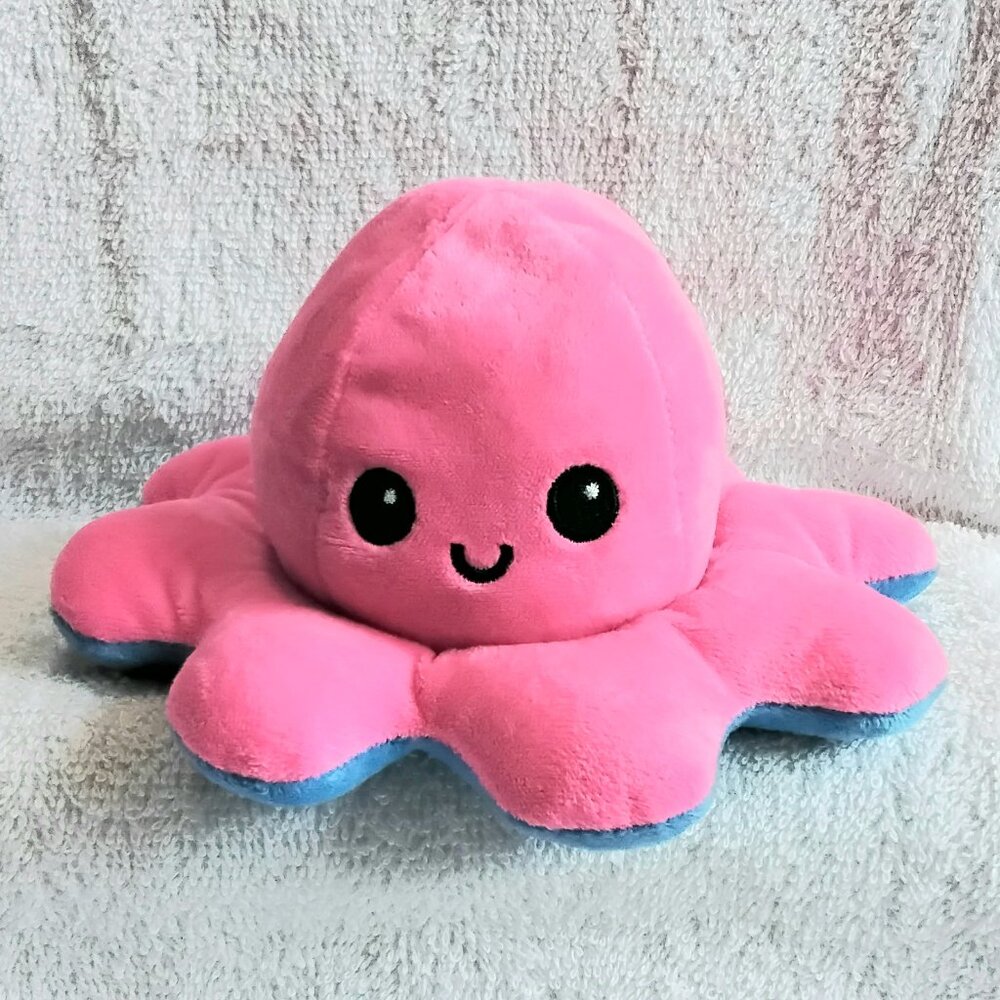 3/$30 Stuffed Soft Reversible Happy/Upset Octopus Measuring 8" Across!!
